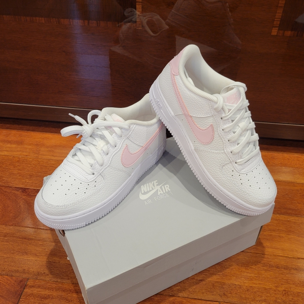 Brand New Air Force 1 GS Pink Foam Sneakers - Picture 2 of 8